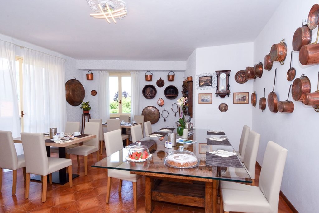 the-small-breakfast-room-5