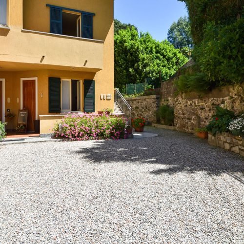 lapiccola-exterior-052025-15